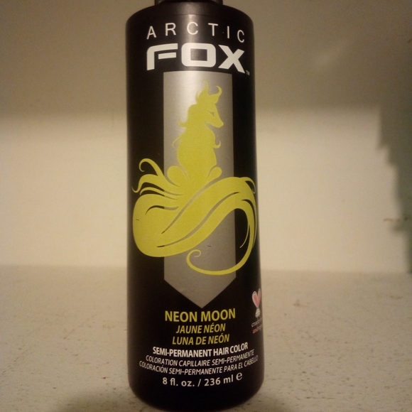 Arctic fox neon moon - Picture 2 of 2